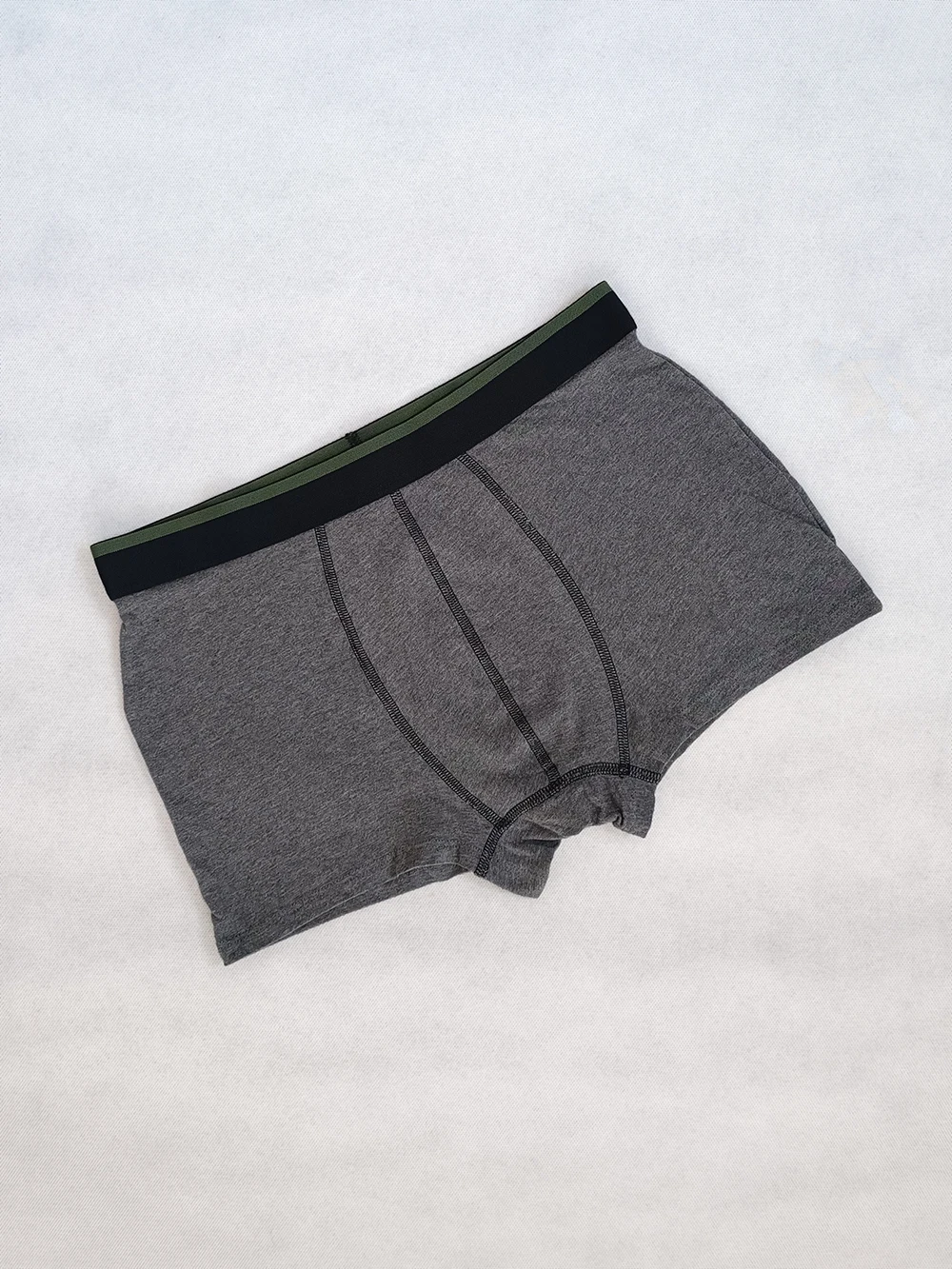 شورت مردانه مدل trunks برند livergy کد uwm0201-01