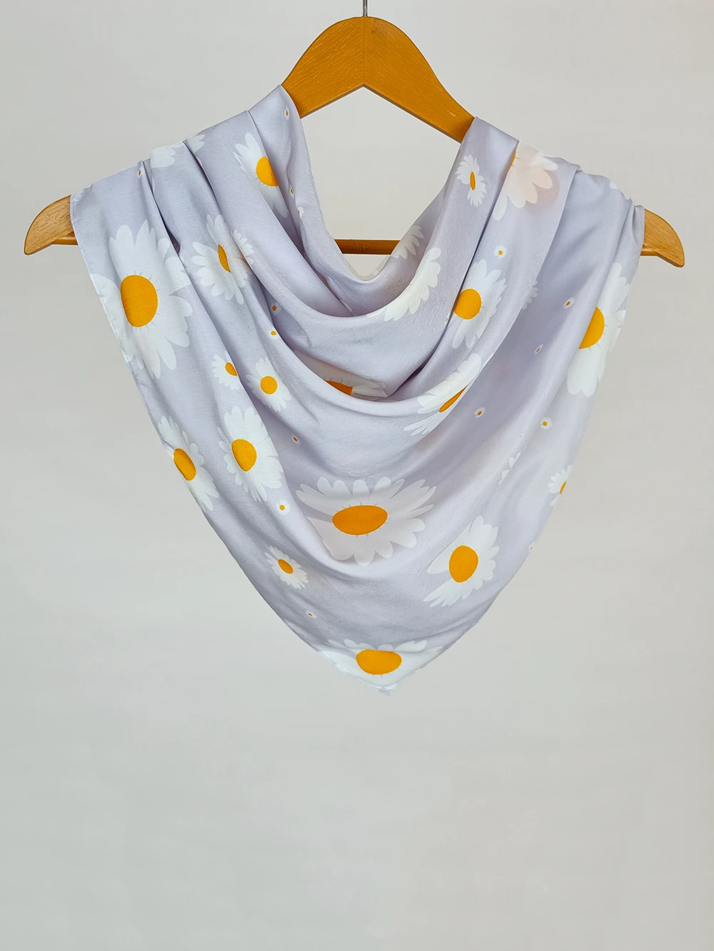 روسری برند I AM کد wsc1003-01